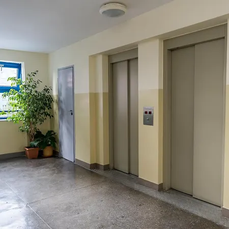 Апартаменты Osiedle Kosmonautow Homely By Bookinghost Познань